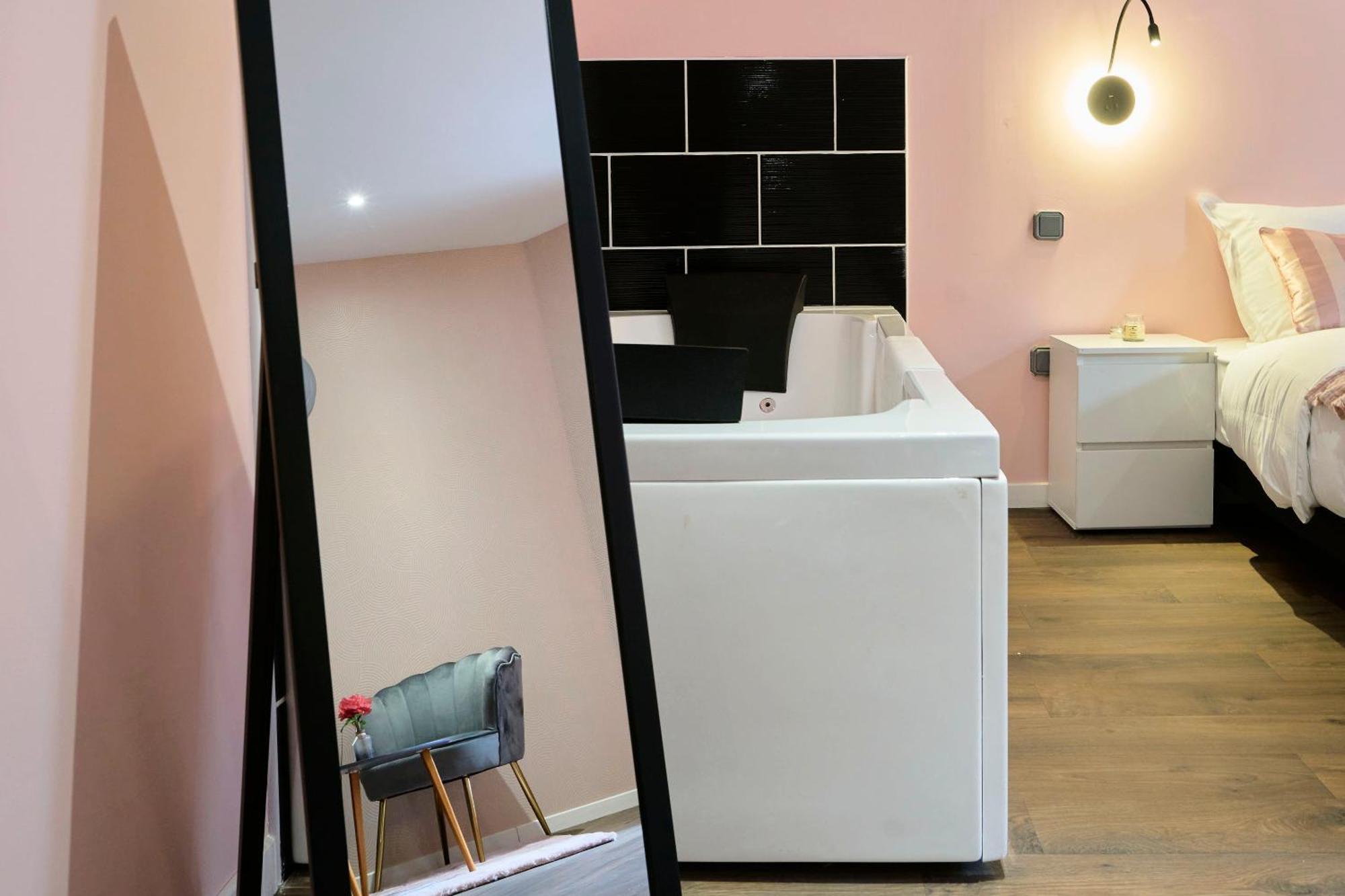 Apartament Ng Prestige L Lille L Tourcoing - Bouvines - Balneo & Cuisine Zewnętrze zdjęcie
